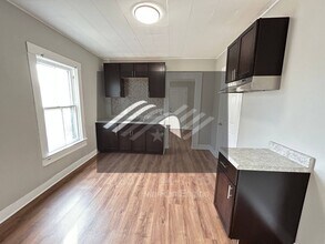 211 Alaska St in Dayton, OH - Building Photo - Building Photo