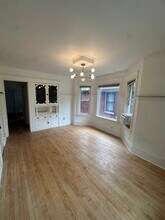932 S 4th St, Unit Upper in Milwaukee, WI - Building Photo - Building Photo