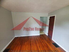 203 Ryburn Ave, Unit 1 in Dayton, OH - Building Photo - Building Photo