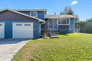 15202 E 8th Ave in Spokane Valley, WA - Building Photo