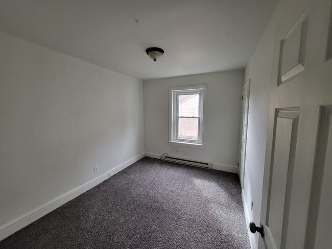 1010 W Main St in Norristown, PA - Building Photo - Building Photo