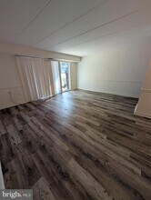 3320 Hewitt Ave in Aspen Hill, MD - Building Photo - Building Photo