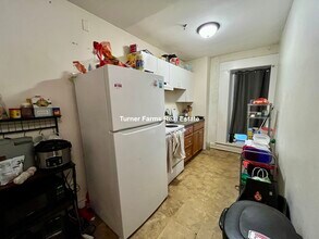 401 Commonwealth Ave, Unit 384- unit 3 in Boston, MA - Building Photo - Building Photo