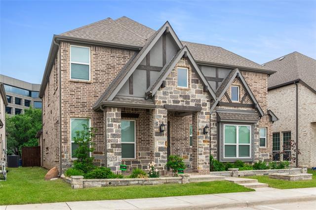 property at 12569 Royal Oaks Ln