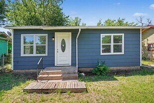 1327 35th St in Wichita Falls, TX - Building Photo