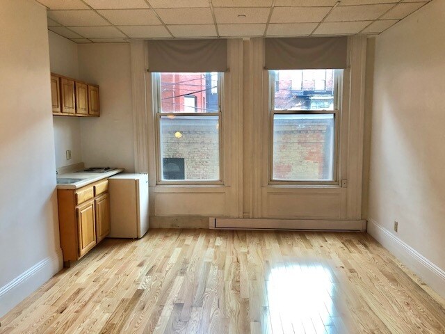 389 Beacon St, Unit 15 in Boston, MA - Building Photo - Building Photo