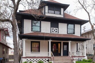 3224 E Oakland Ave in Wichita, KS - Building Photo - Building Photo