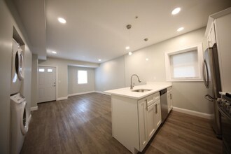 16 Trenton St in Providence, RI - Foto de edificio - Building Photo