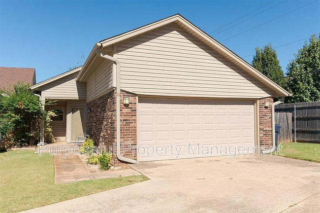 property at 2501 Patti Pl