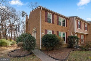 1481 Autumn Ridge Cir in Reston, VA - Building Photo
