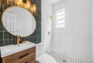 822 Lenox Ave. in Miami Beach, FL - Building Photo - Building Photo