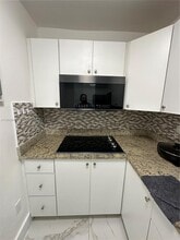 4713 NW 7th St in Miami, FL - Building Photo - Building Photo