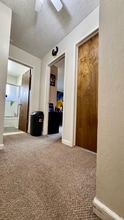 5924 Walerga Rd in Sacramento, CA - Building Photo - Building Photo