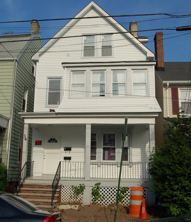 34 Elmwood Terrace in Irvington, NJ - Building Photo