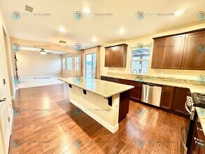 1735 Samantha Crest Trail in Reno, NV - Building Photo - Building Photo