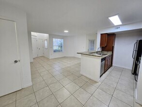 433 Fountainhead Cir in Kissimmee, FL - Building Photo - Building Photo