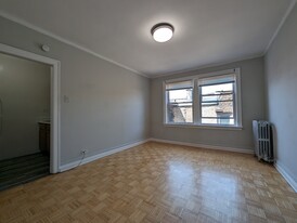 717 W Belmont Ave, Unit 409 Apartamentos