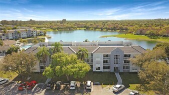 8640 SW 212th St, Unit 303 in Cutler Bay, FL - Building Photo