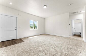 1771 Regency Way in Emmett, ID - Building Photo - Building Photo