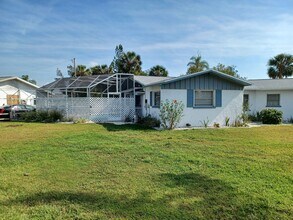 380 Tanager Rd in Venice, FL - Building Photo - Building Photo