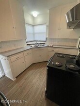 4737 Blount Ave in Jacksonville, FL - Building Photo - Building Photo