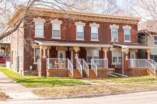 1303 E 2nd St, Unit 1 in Duluth, MN - Building Photo