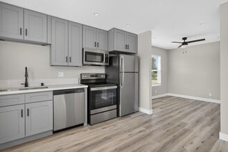 113 S Lillie Ave in Fullerton, CA - Building Photo - Building Photo