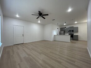 5703 Kemper St in Lubbock, TX - Foto de edificio - Building Photo