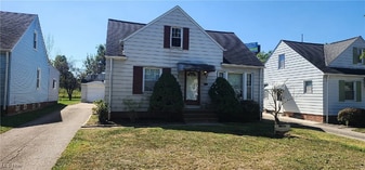 12908 Oak St in Garfield Heights, OH - Building Photo