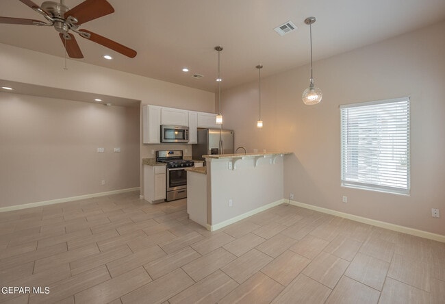 6537 Hoop St in El Paso, TX - Building Photo - Building Photo