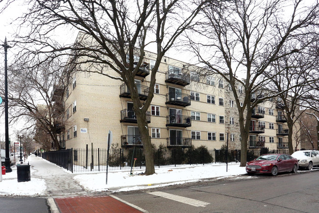 6954 N Greenview Ave in Chicago, IL - Building Photo - Building Photo