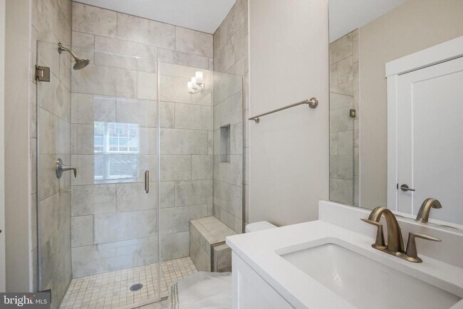 621 Parkside Pl NE in Washington, DC - Building Photo - Building Photo