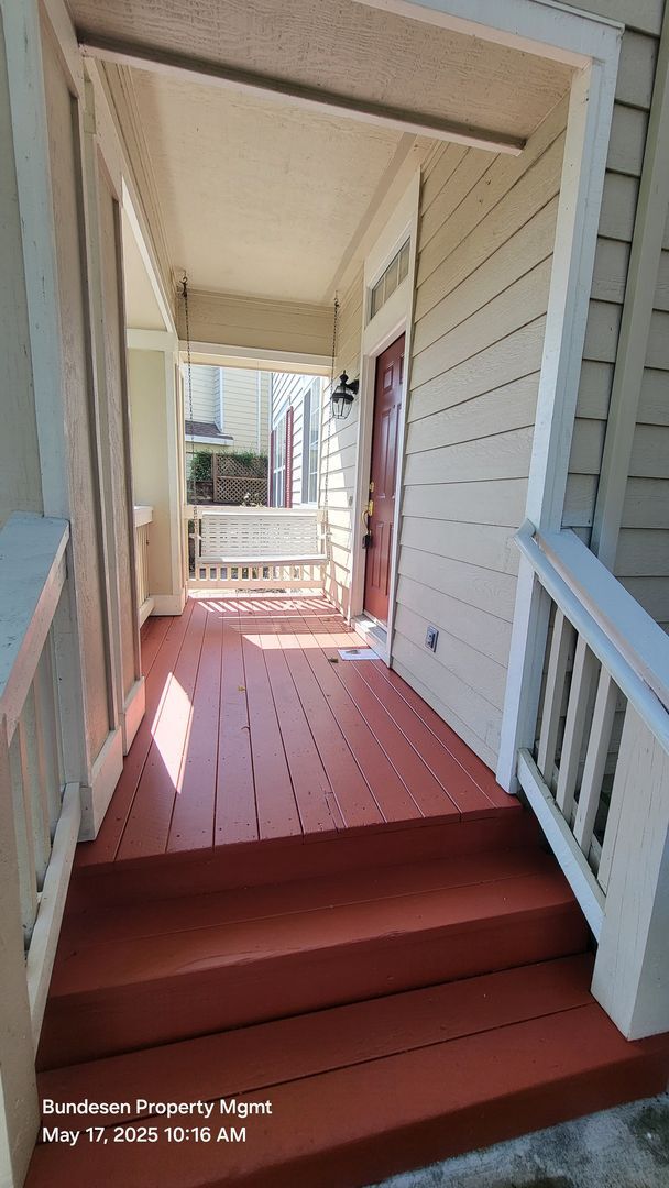 2012 Chetwood Dr in Petaluma, CA - Building Photo - Building Photo