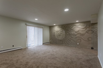 River View Apartments in Akron, OH - Building Photo - Interior Photo