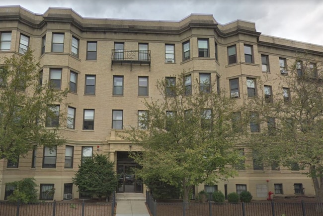 property at 61 Park Dr
