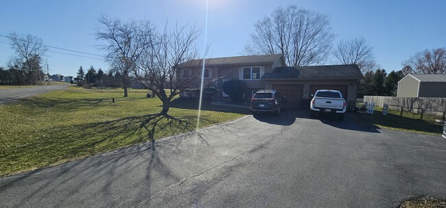 128 Triphammer Ter, Unit #A in Ithaca, NY - Building Photo - Building Photo