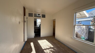 2263 Pacific Ave in Alameda, CA - Building Photo - Building Photo