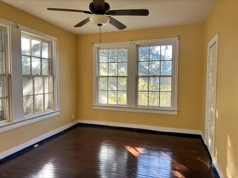406 Dayton St in West Orange, TX - Building Photo - Building Photo