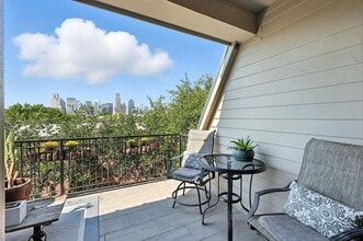 1500 Pecos St, Unit 6 in Dallas, TX - Foto de edificio - Building Photo