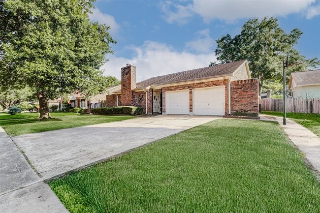 22219 Elsinore Dr in Katy, TX - Building Photo - Building Photo