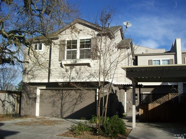 4017 Arthur Ashe Cir in Santa Rosa, CA - Building Photo - Building Photo