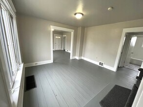 2650 E 38th St in Erie, PA - Building Photo - Building Photo