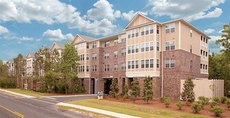 Grandview Apartments in Charleston, SC - Building Photo