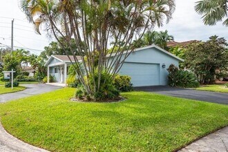 818 N 12th Ave in Hollywood, FL - Foto de edificio - Building Photo