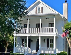110 Great Heron Way in Bluffton, SC - Foto de edificio - Building Photo