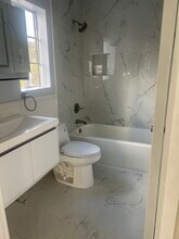 3250 Andrita St in Los Angeles, CA - Foto de edificio - Building Photo