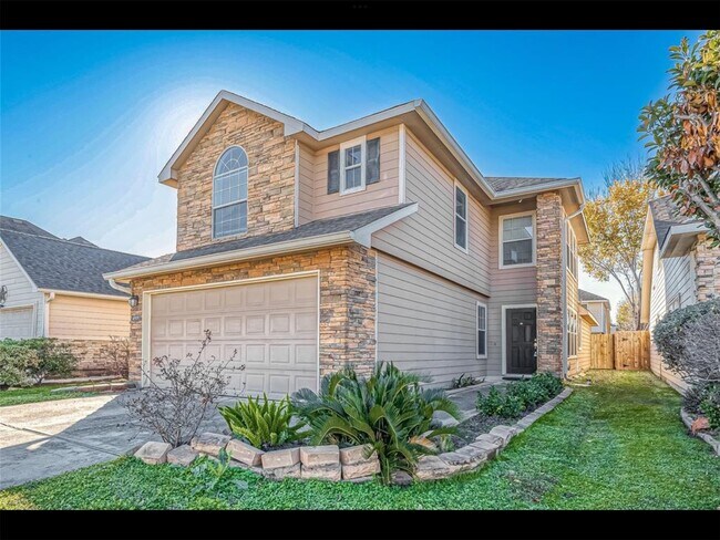 10819 Waterfern Ct in Houston, TX - Building Photo - Building Photo