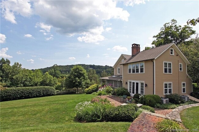 property at 32 Leach Hollow Rd