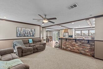 4638 Benton Rd in Bossier City, LA - Building Photo - Building Photo