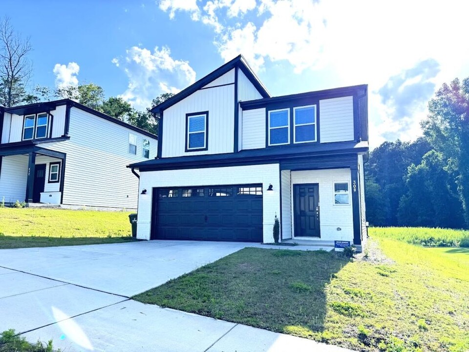 308 Diversity Wy in Raleigh, NC - Building Photo